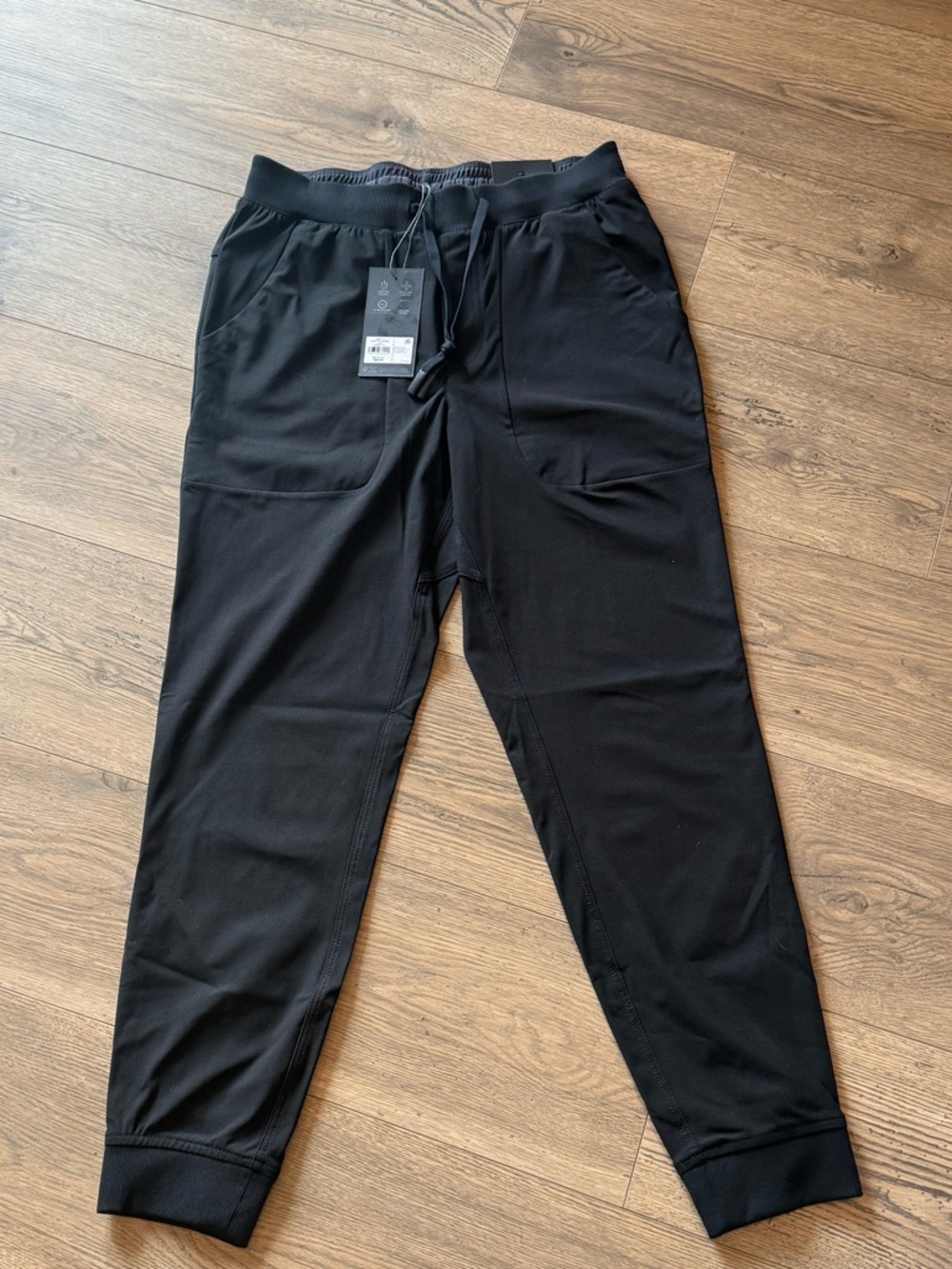VRST NWT Men's Black Athletic Jogger Pants - S
